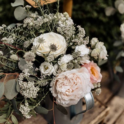 Pick-up of your floral decor at the workshop